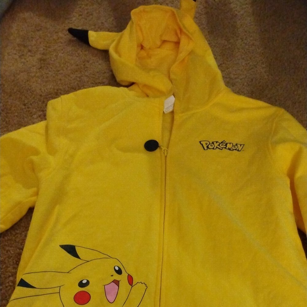 Pikachu hoodie